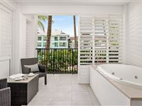 Spa Deluxe Suite - Peppers Beach Club